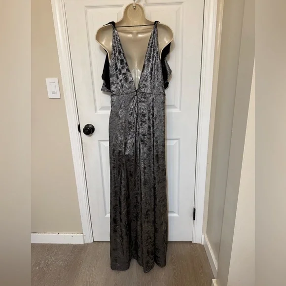NWT Topshop Silver Metallic Ruffle Maxi Dress Glam Evening Party Size 14 - Picture 5 of 7